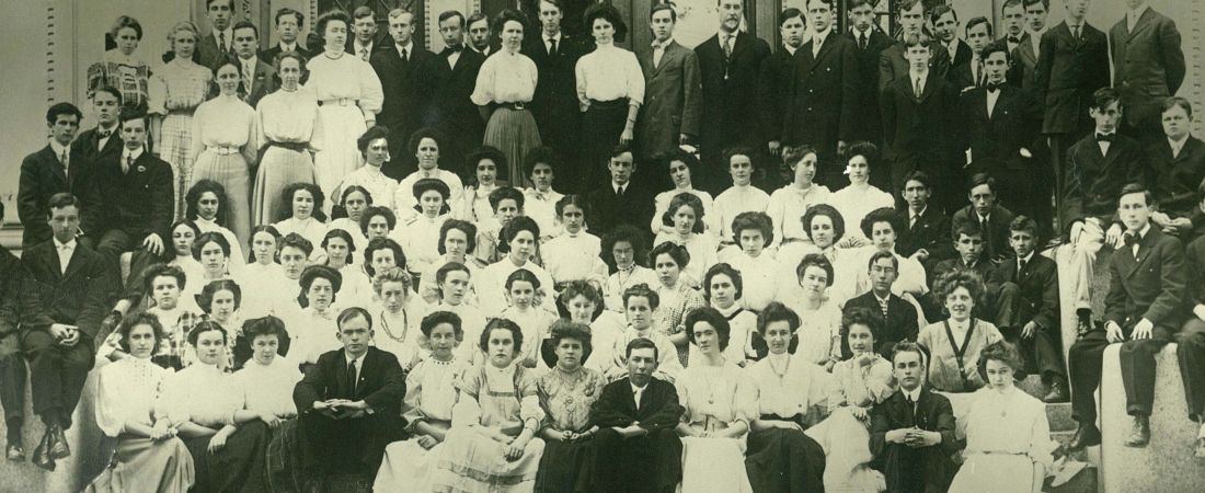 Lawrence High School, class of 1907