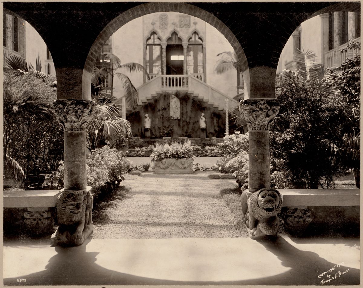 Courtyard of the not-yet-opened Isabella Stewart Gardner Museum in 1902, photograph by Thomas E. Marr.