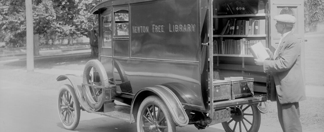 Newton Free Library bookmobile, side view 1920 -